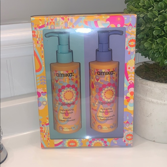 Amika body wash and lotion - Picture 1 of 2